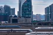 五行自测高铁列车“飙车”？官方解答来了！